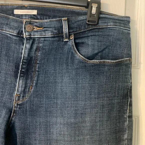 Levi’s classic bootcut blue jeans size 16 short cotton/poly blend with stretch - Picture 5 of 14